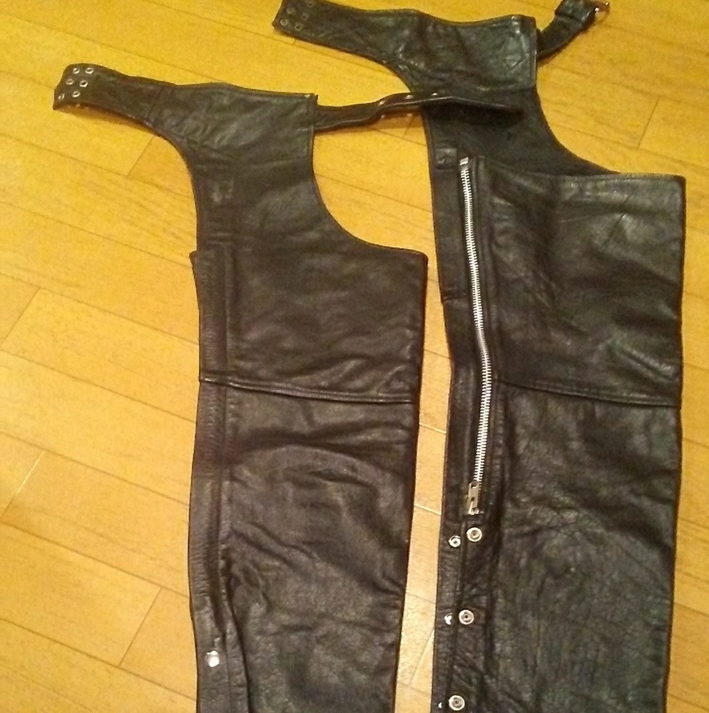 Ladies leather chaps